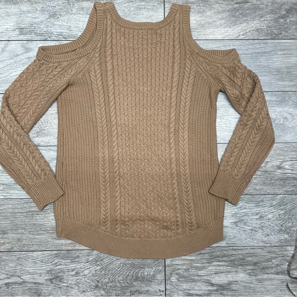Michael Kors cold shoulder sweater M - Picture 2 of 9
